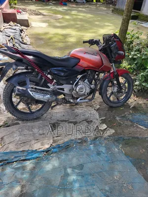 Bajaj Pulsar 150 2016 Red