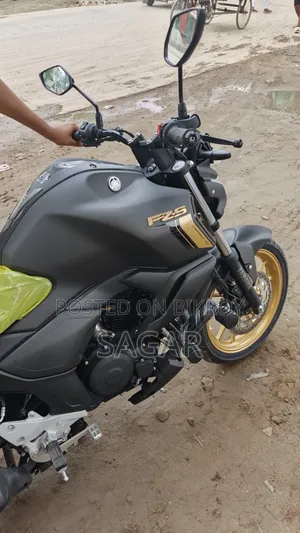 New Yamaha FZS V4 2026 Black
