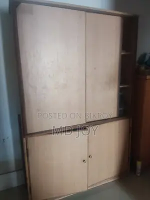 হাফ বুকশেলফ, হাফ জুতার ড্রয়ার