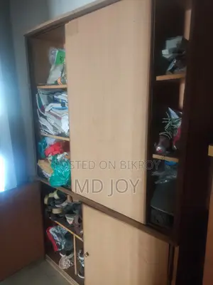 হাফ বুকশেলফ, হাফ জুতার ড্রয়ার