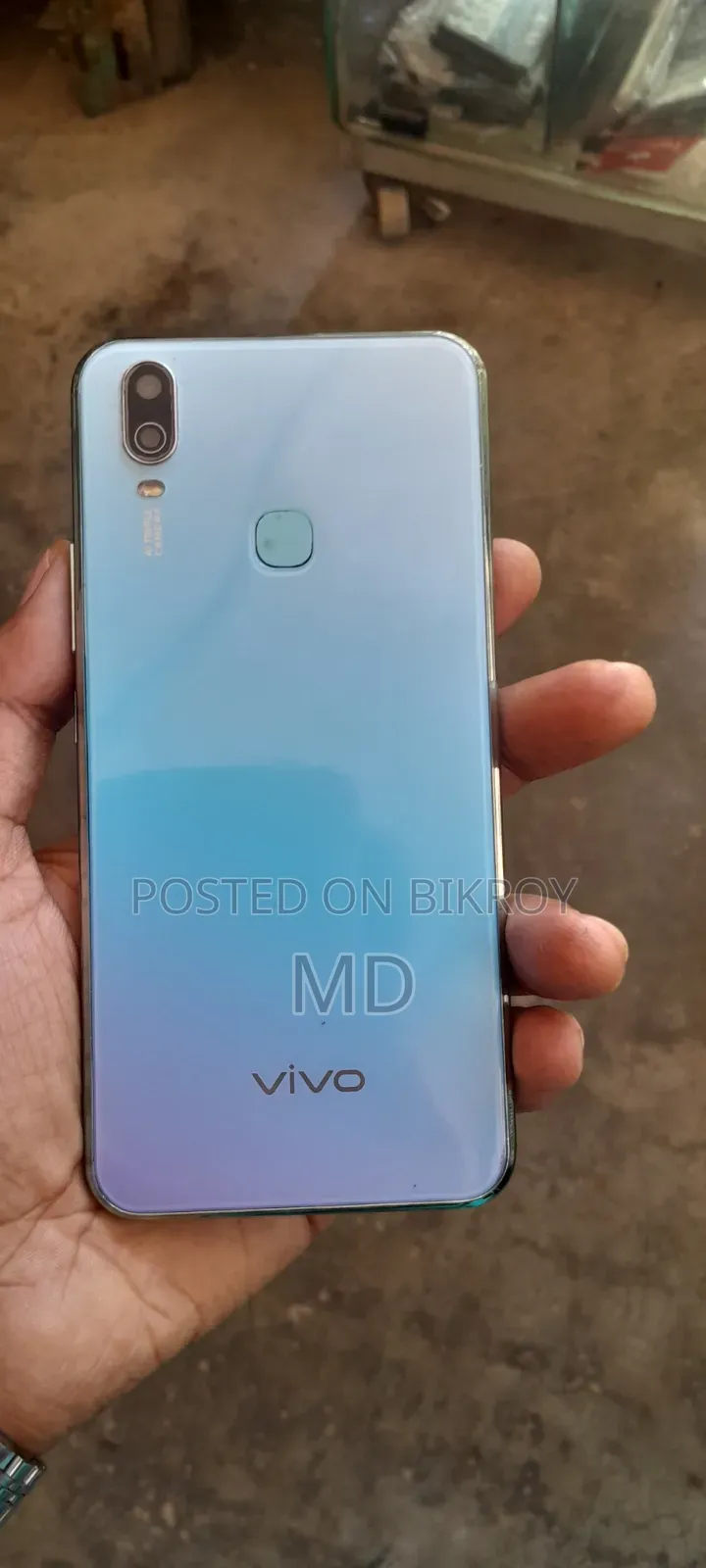 Vivo Y11 32 GB Bronze