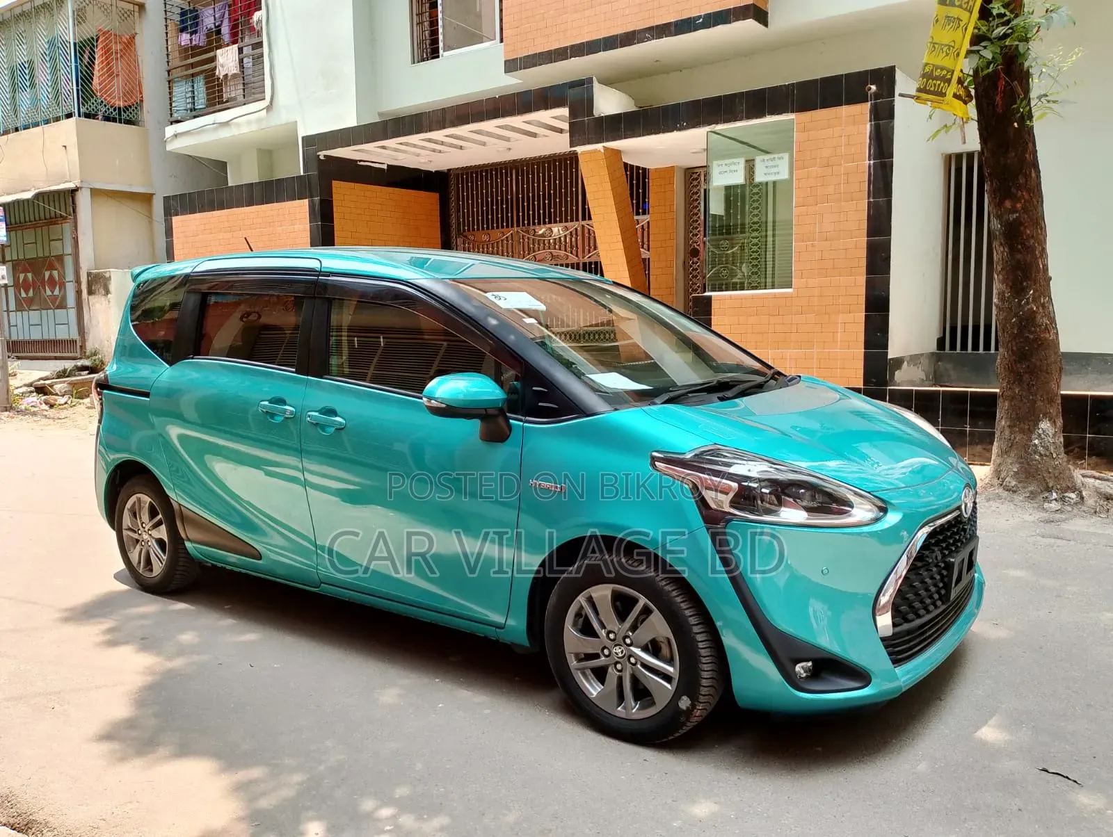 Toyota Sienta 2020 Green