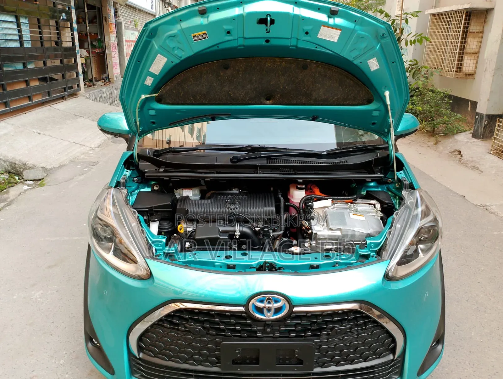 Toyota Sienta 2020 Green