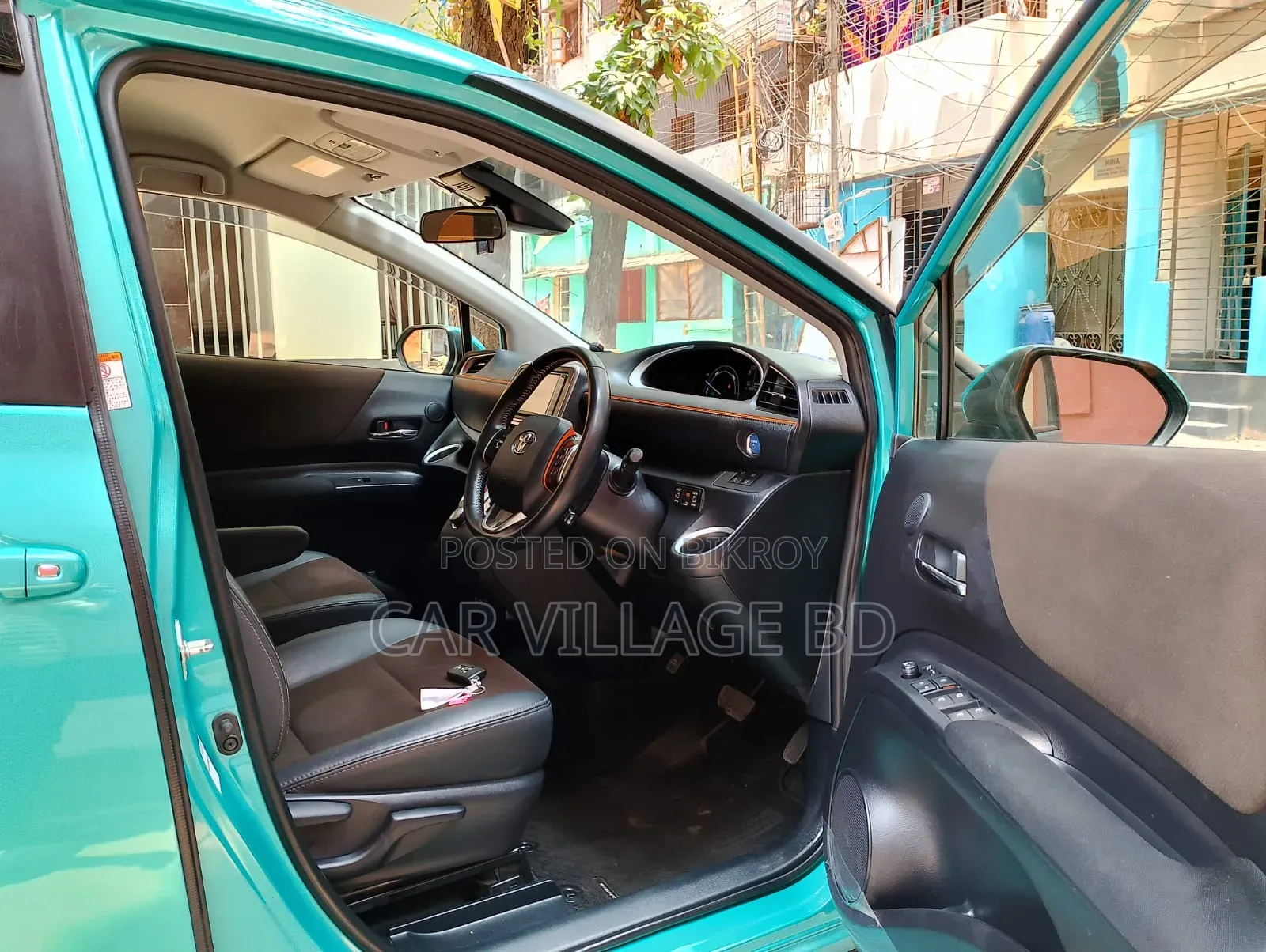Toyota Sienta 2020 Green