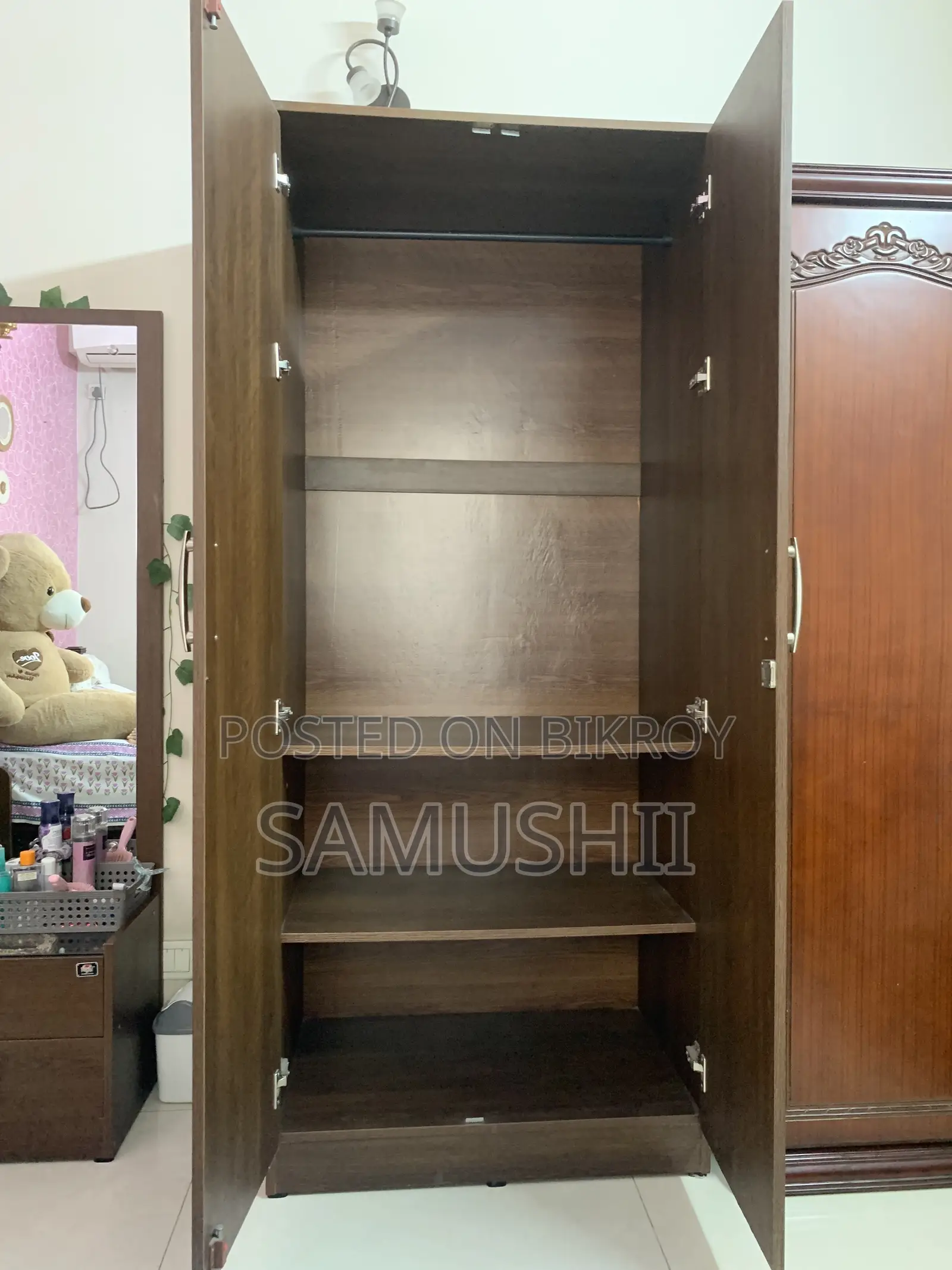 Regal- Wooden Almirah