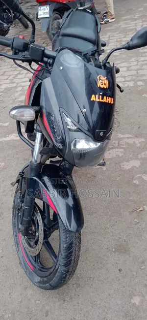 Bajaj Pulsar 150 2022 Red