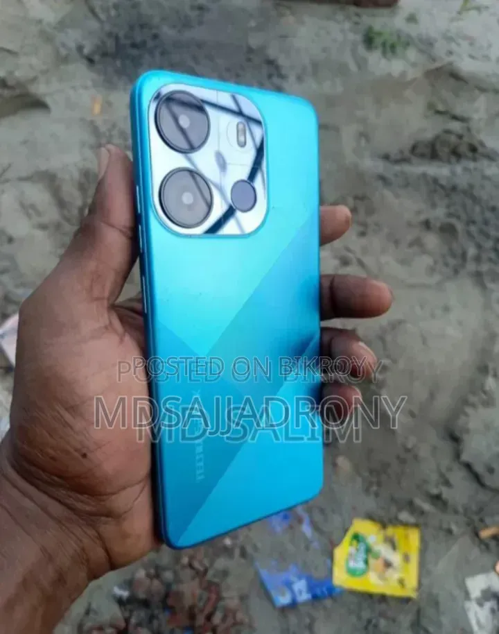 টেকনো স্পার্ক গো ৬৪ জিবি নীল
