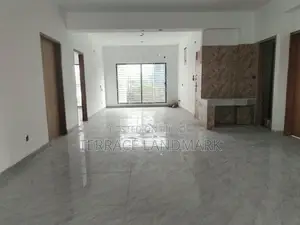 5 Bedroom Apartment in Basundhara for sale