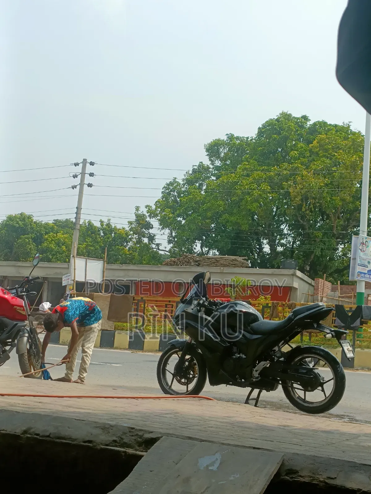 সুজুকি জিক্সার এসএফ ২০১৬ ব্ল্যাক