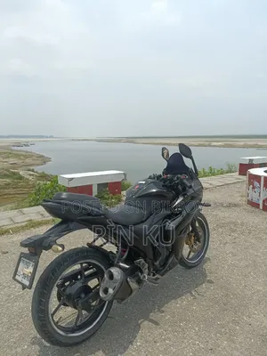 সুজুকি জিক্সার এসএফ ২০১৬ ব্ল্যাক