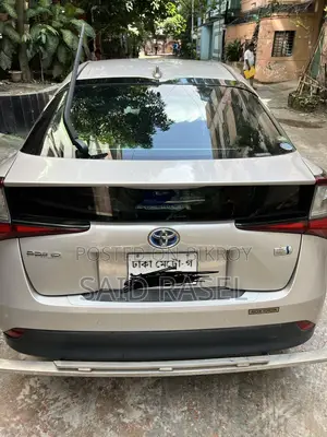 Toyota Prius 2019 Beige