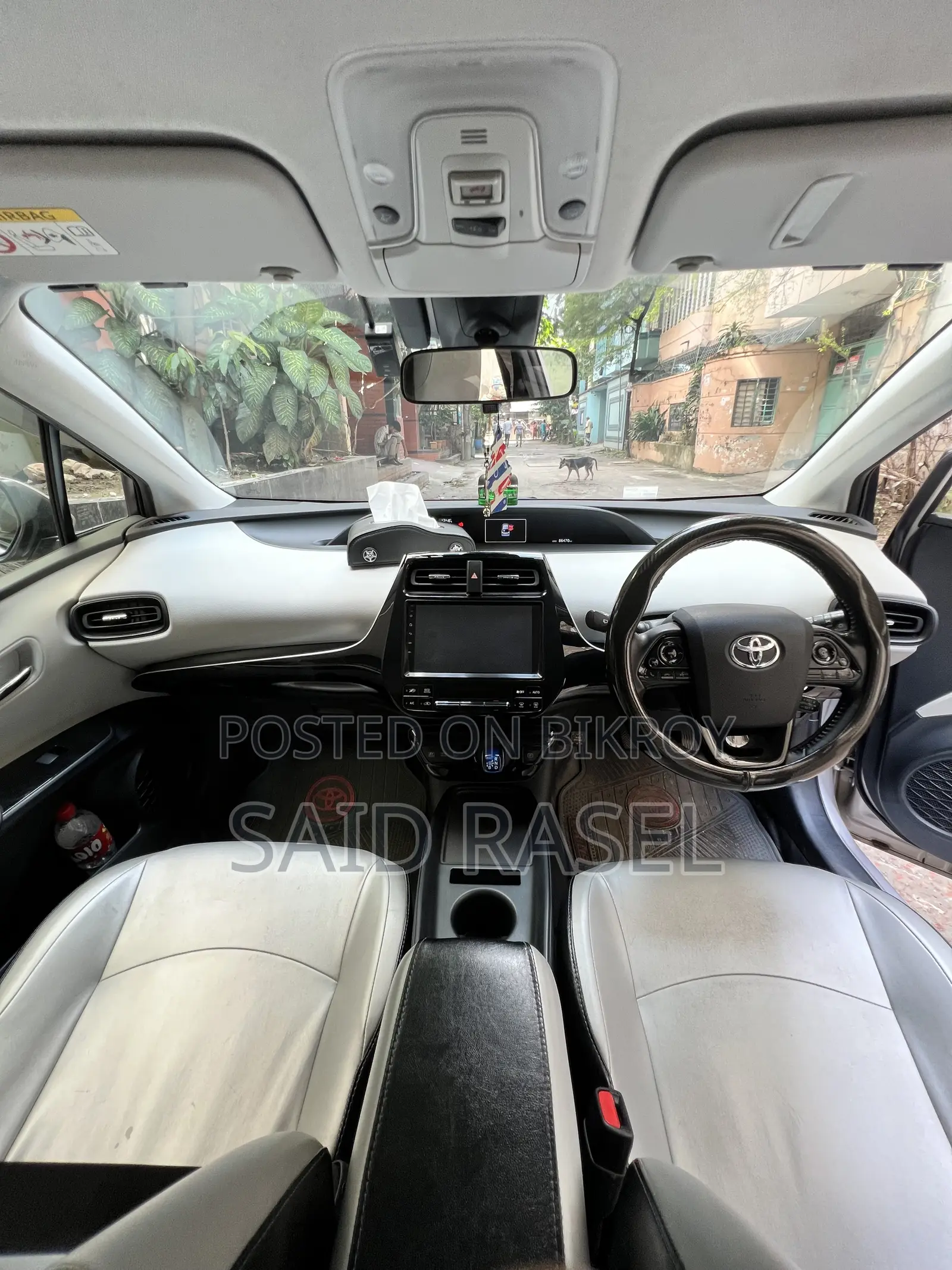 Toyota Prius 2019 Beige