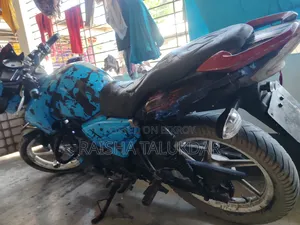 TVS Apache RTR 160 2V 2015