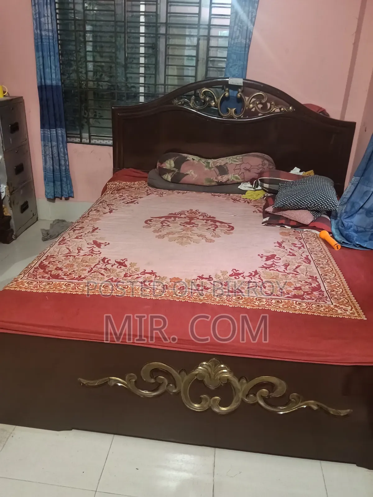 Original Akashemoni Wood Bed
