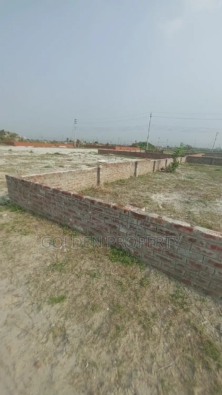 Residential Plot Sale in Bashundhara Dhaka