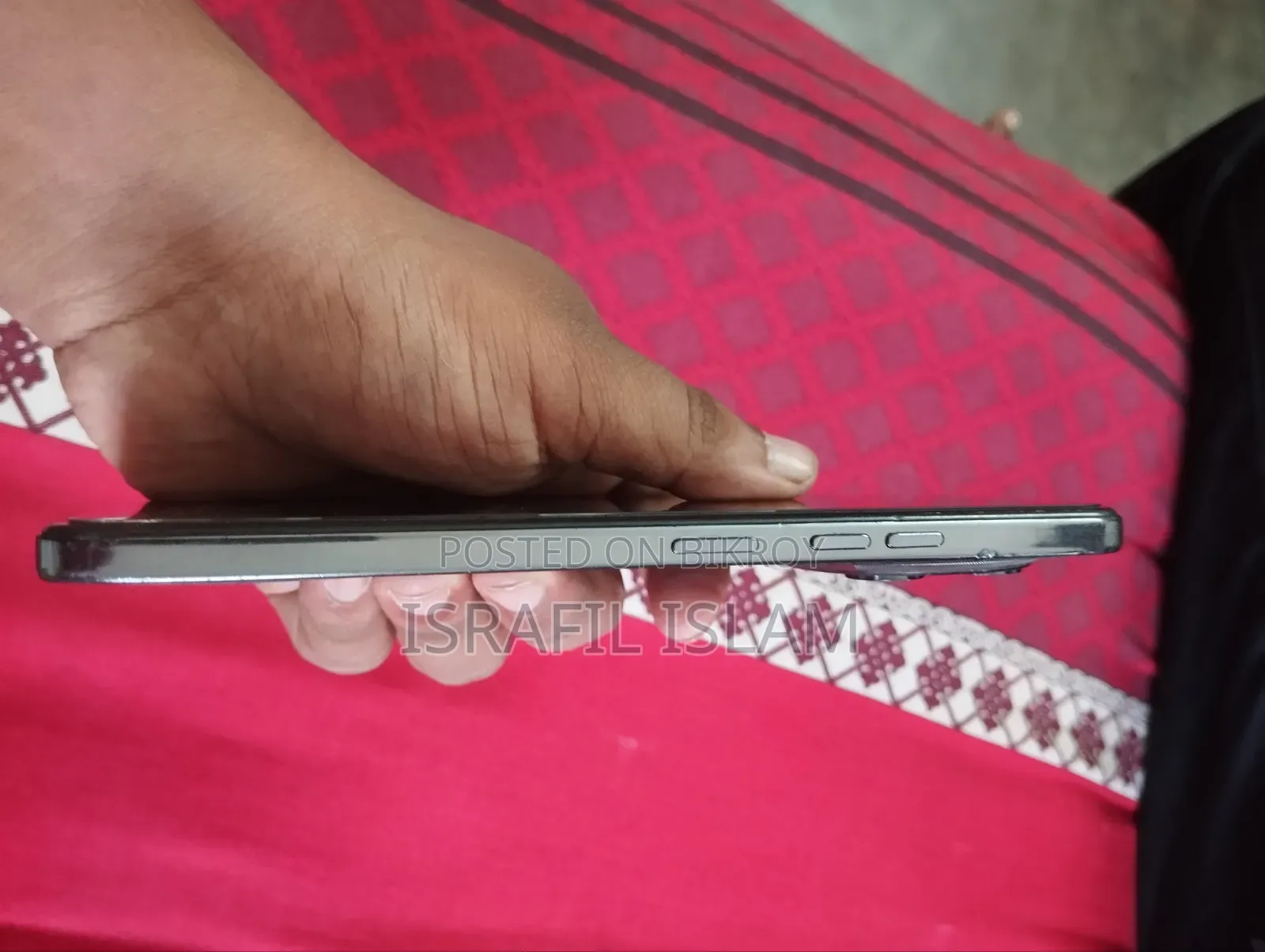 টেকনো স্পার্ক ৩০ প্রো ১২৮ জিবি ব্ল্যাক