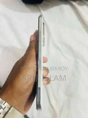 অনার ২০০ ৫১২ জিবি হোয়াইট