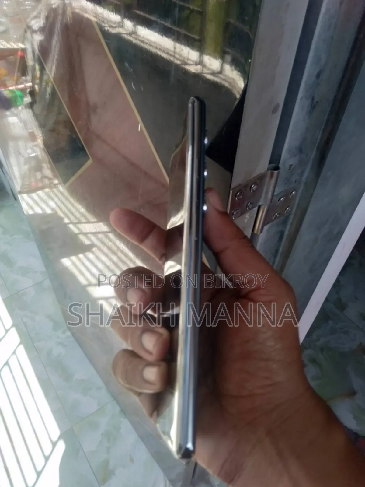 টেকনো ক্যামন ৪০ প্রো ৪জি ২৫৬ জিবি গ্রে