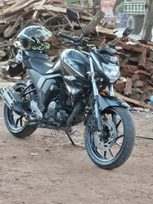 Yamaha FZS V2 2022 Black