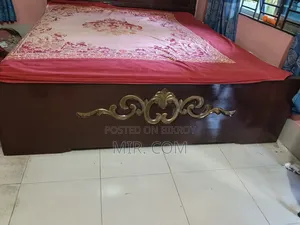 Original Akashemoni Wood Bed