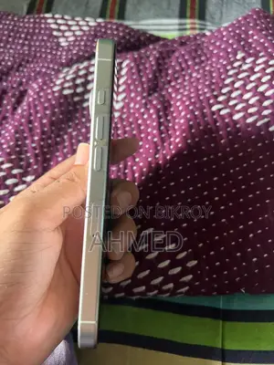 অ্যাপল আইফোন ১৬ প্রো ২৫৬ জিবি গোল্ড