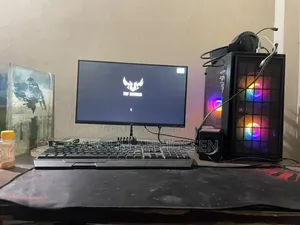 Desktop Computer Asus 8GB AMD Ryzen SSD 256GB