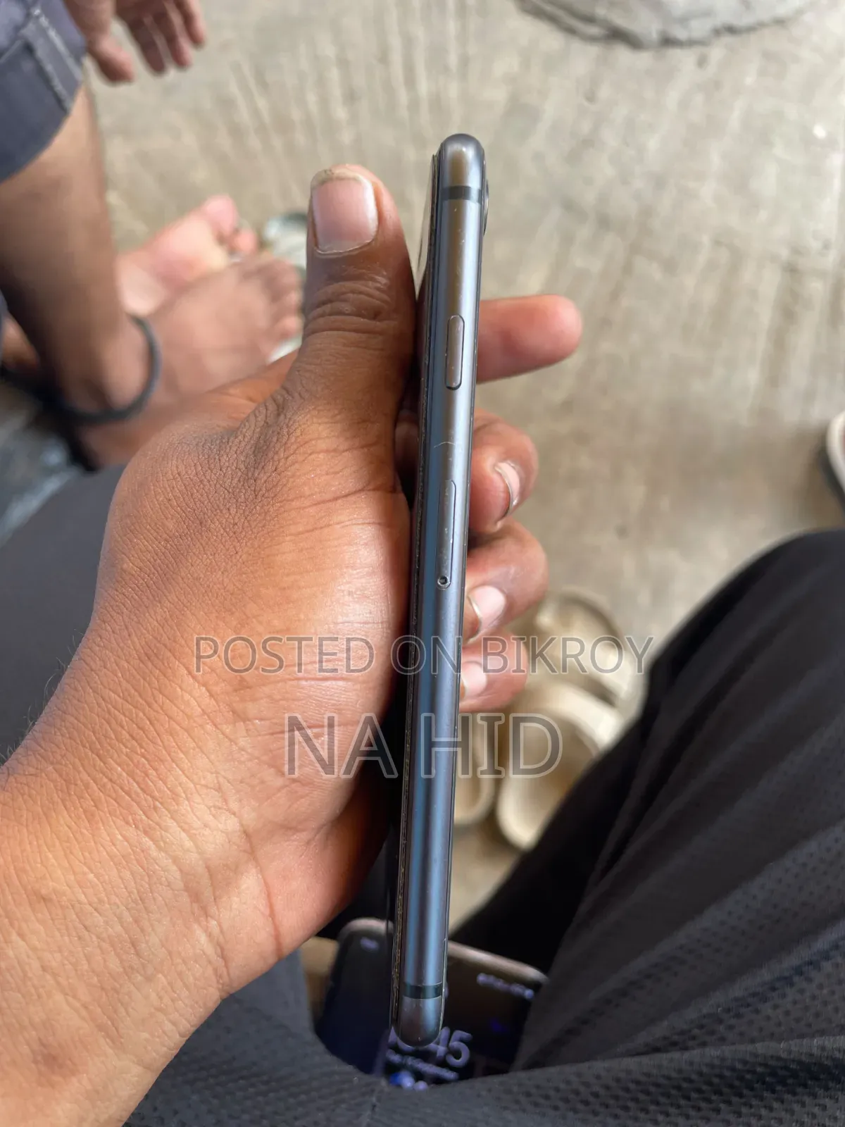 অ্যাপল আইফোন ৮ ৬৪ জিবি ব্ল্যাক