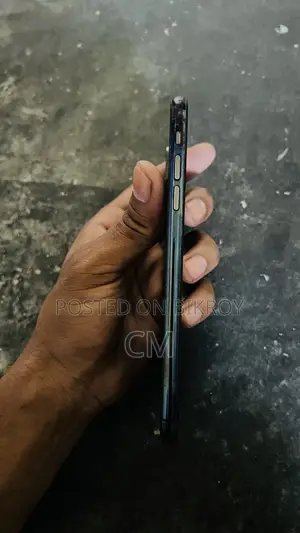 অ্যাপল আইফোন এক্সএস ম্যাক্স ৬৪ জিবি ব্ল্যাক