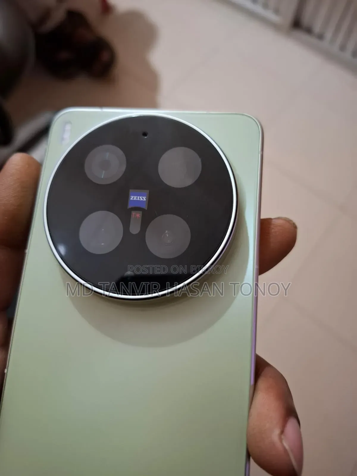 ভিভো এক্স৩০০ আল্ট্রা ১ টিবি সবুজ