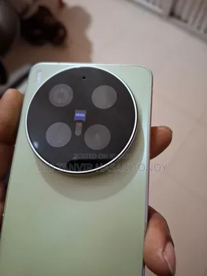 ভিভো এক্স৩০০ আল্ট্রা ১ টিবি সবুজ