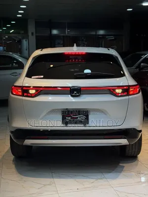 Honda Vezel 1.5 Hybrid 2WD 2021 Pearl