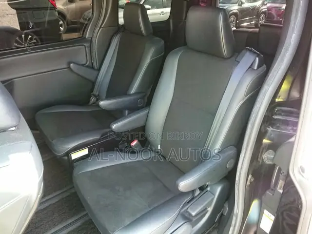 Toyota Noah 2021 Black