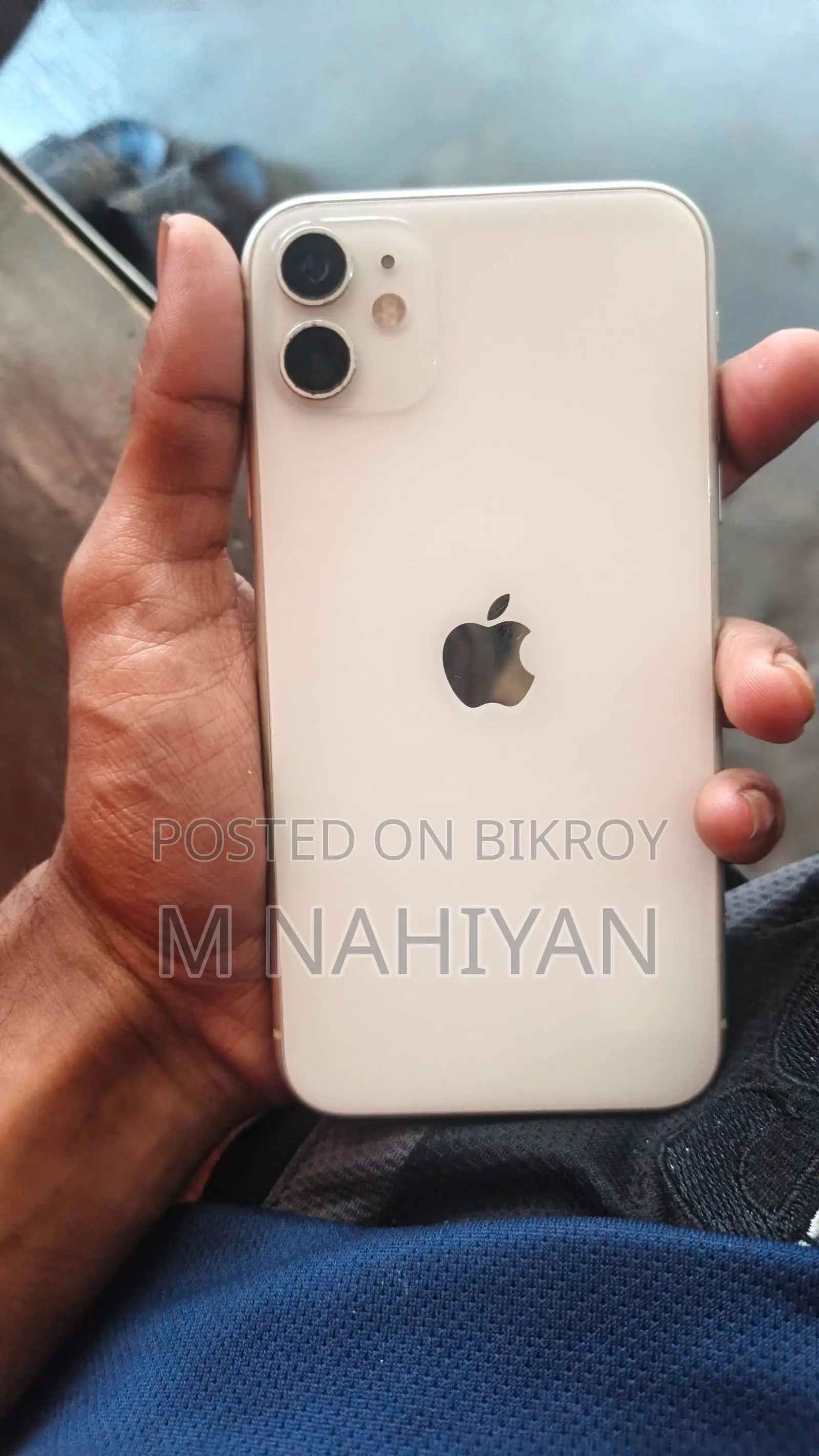 Apple iPhone 11 64 GB White