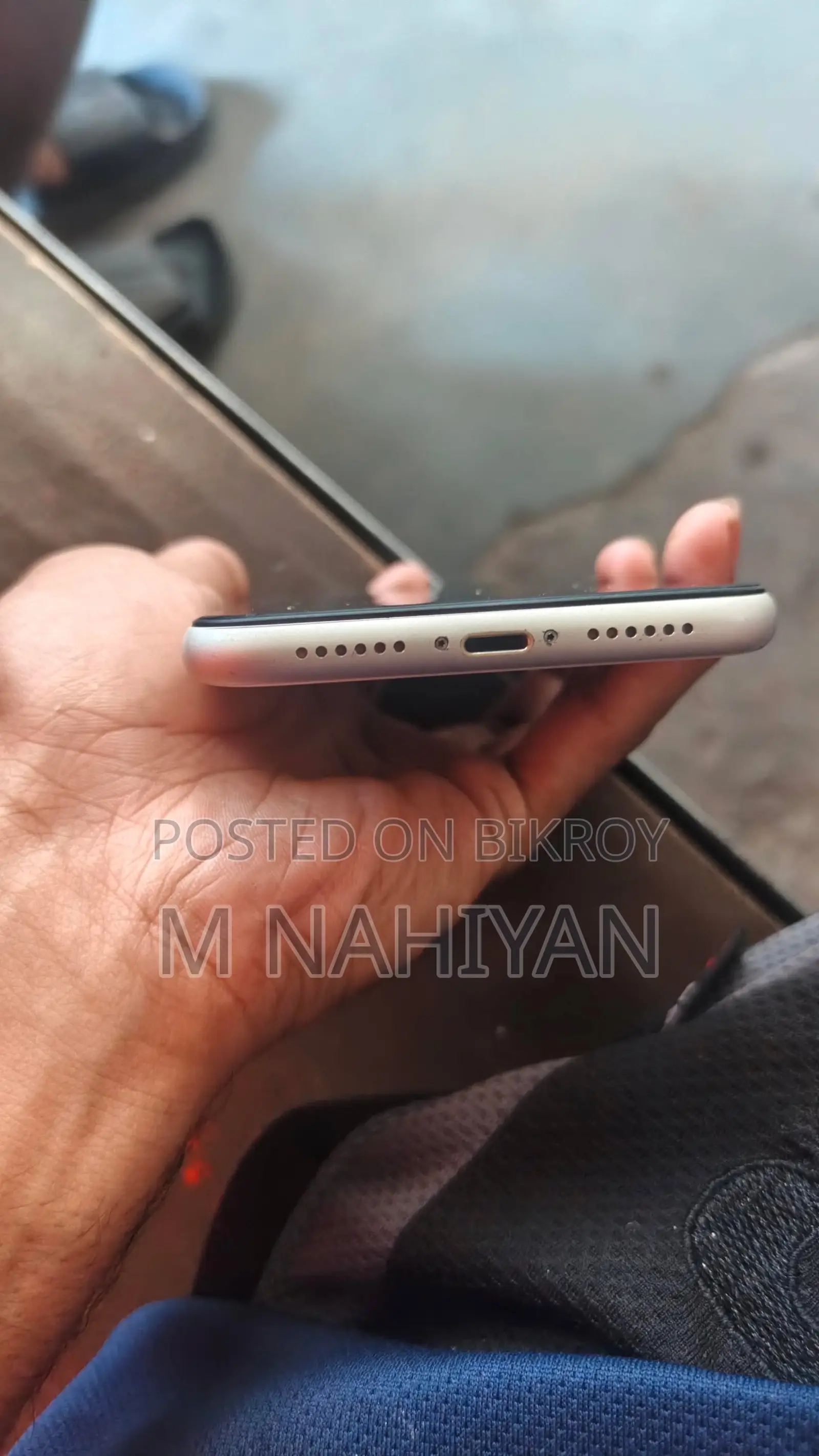 Apple iPhone 11 64 GB White