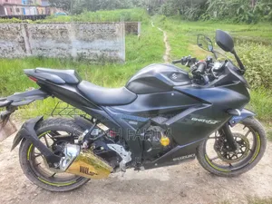Suzuki Bike 2023 Black