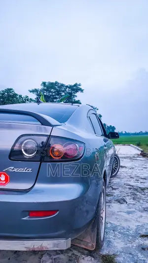 Mazda Axela 2005 Gray