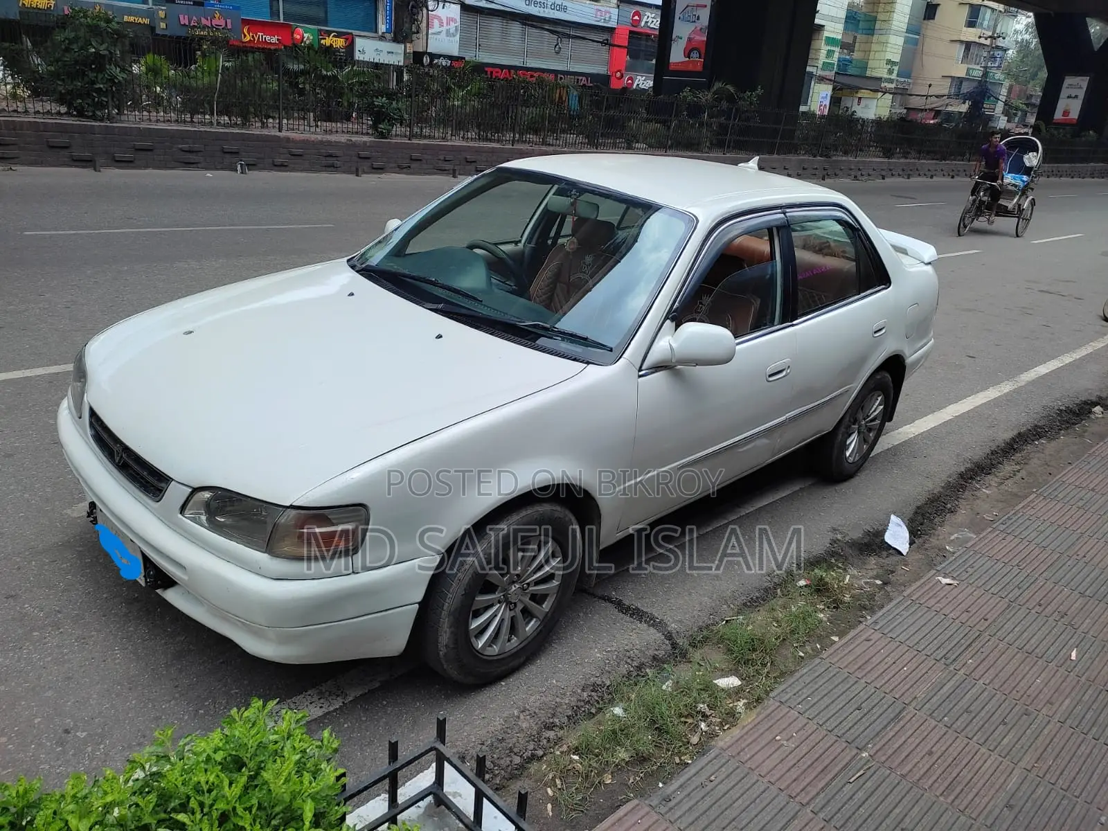 টয়োটা করোল্লা ১.৬ সেডান ১৯৯৭ সাদা