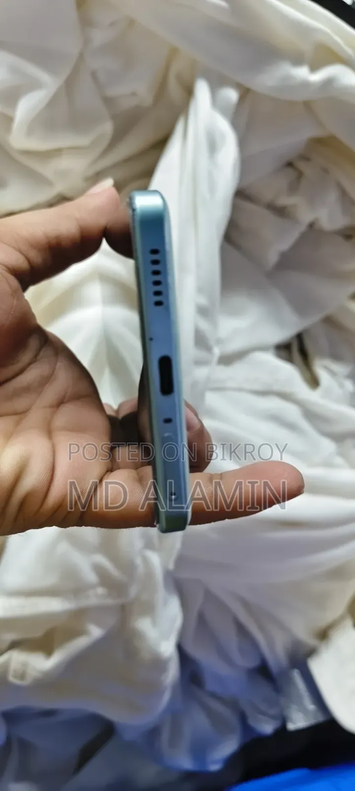 আইকিউওও জেড৯ ২৫৬ জিবি
