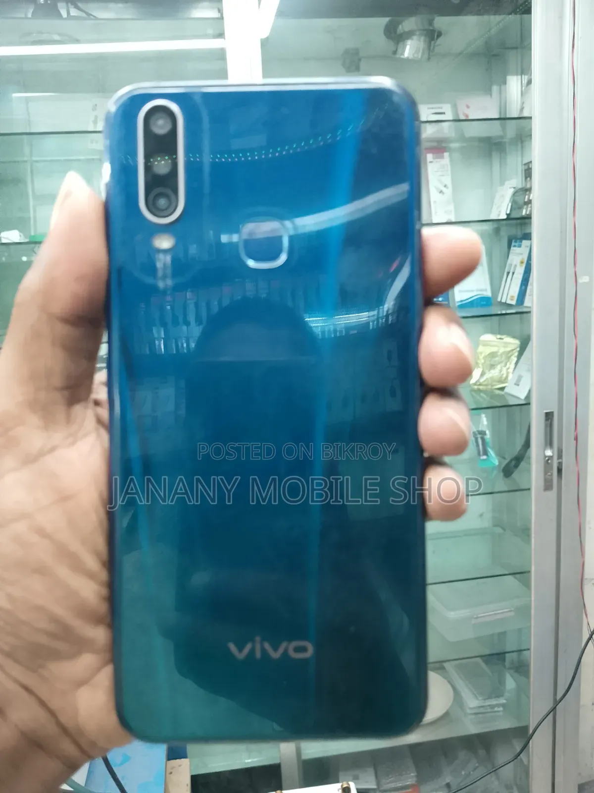 Vivo Y12 64 GB Blue