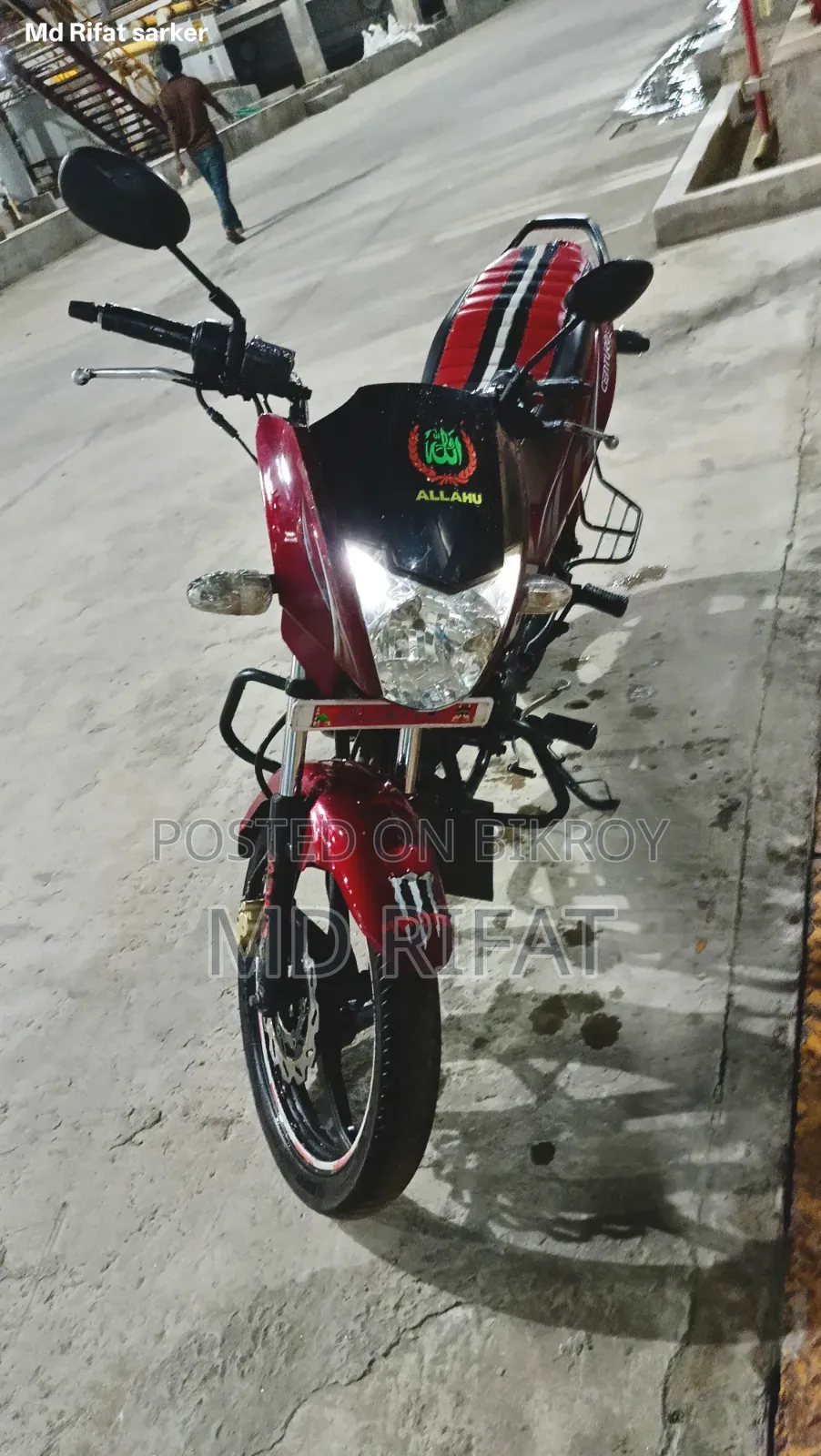 মাহিন্দ্রা সেঞ্চুরো ২০১৭ পিংক