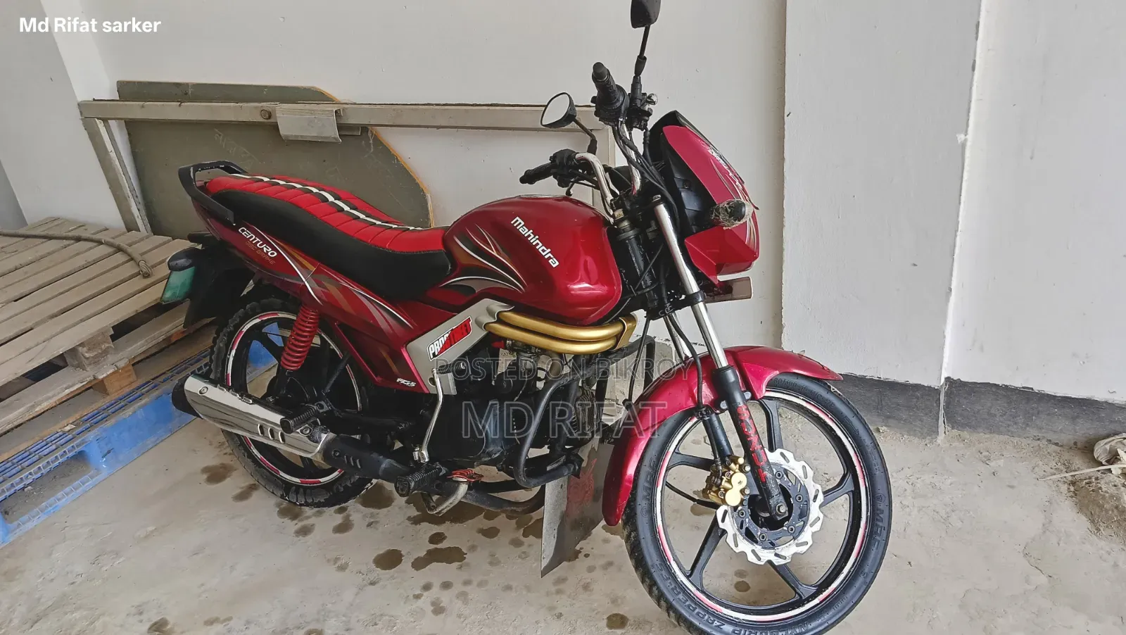 মাহিন্দ্রা সেঞ্চুরো ২০১৭ পিংক