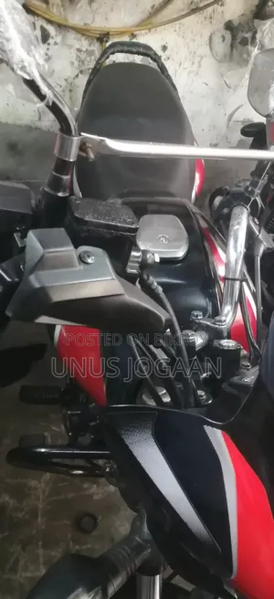 Bajaj Discover 125 2019 Red