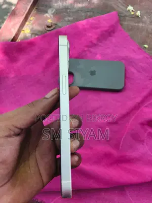 অ্যাপল আইফোন ১৩ ১২৮ জিবি হোয়াইট