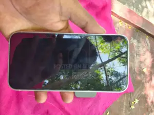 অ্যাপল আইফোন ১৩ ১২৮ জিবি হোয়াইট