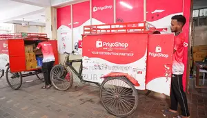 Delivery Paddle Van
