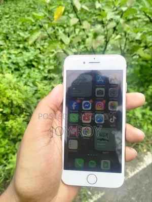 Apple iPhone 8 64 GB Gold