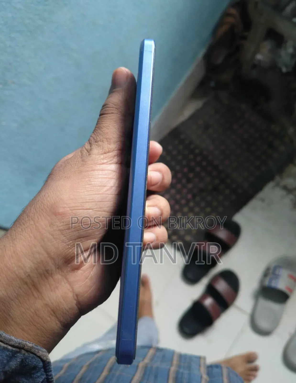 আইকিউওও জেড৯ ২৫৬ জিবি নীল