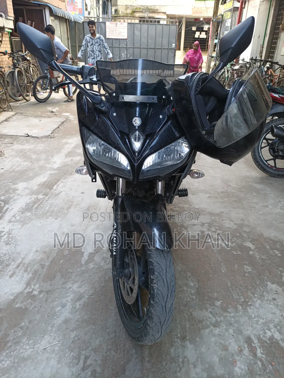 ইয়ামাহা ফেজার ভি২ ২০১৬ কালো