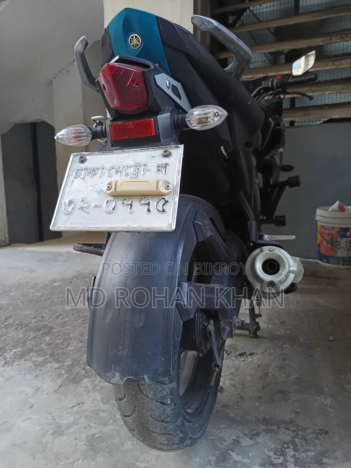 ইয়ামাহা ফেজার ভি২ ২০১৬ কালো