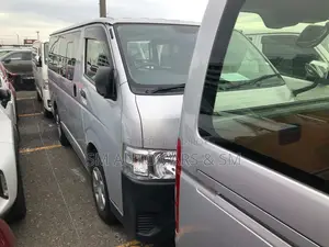 Toyota HiAce 2021 Silver